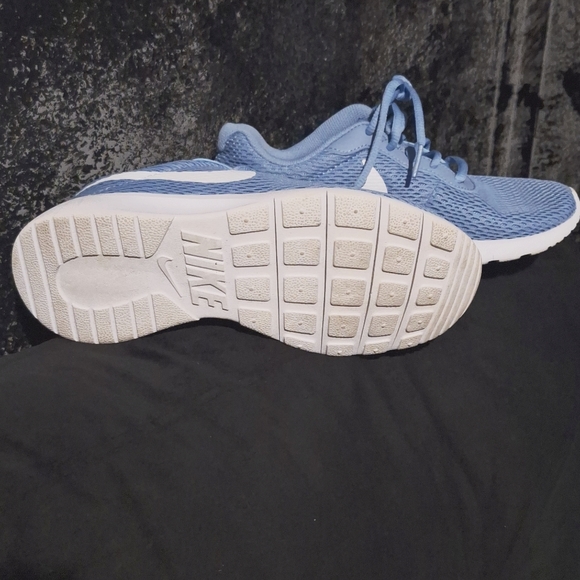 Nike shoes youth - Picture 2 of 2